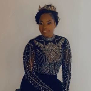 Meet your Posher, Kay